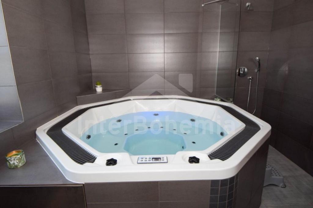 Trebon Apartman 2+Kk Екстер'єр фото